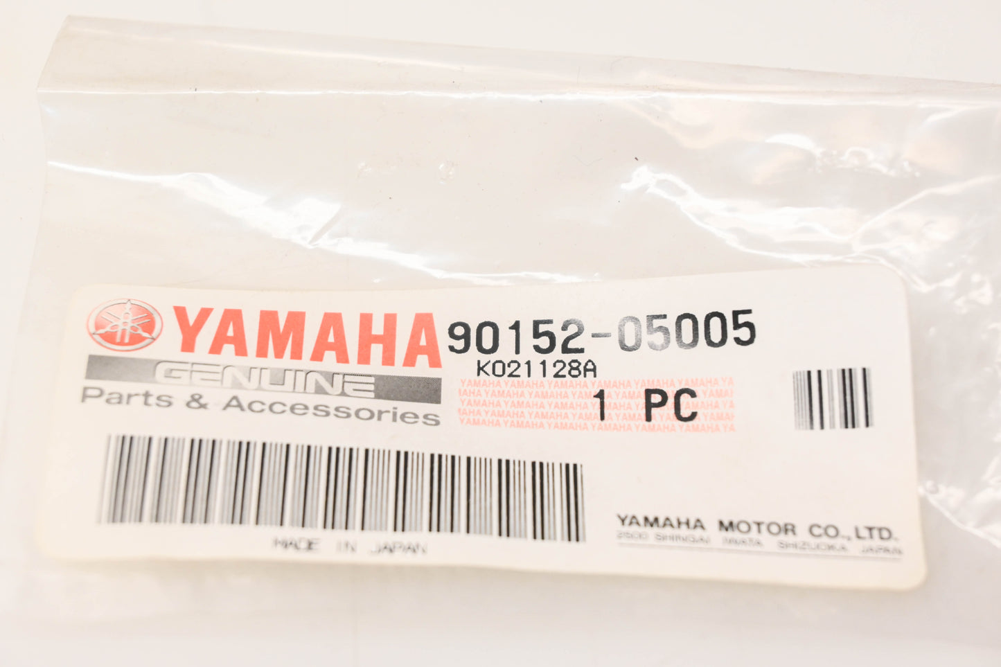 New OEM Yamaha 90152-05005-00 Counter Sunk Screw NOS
