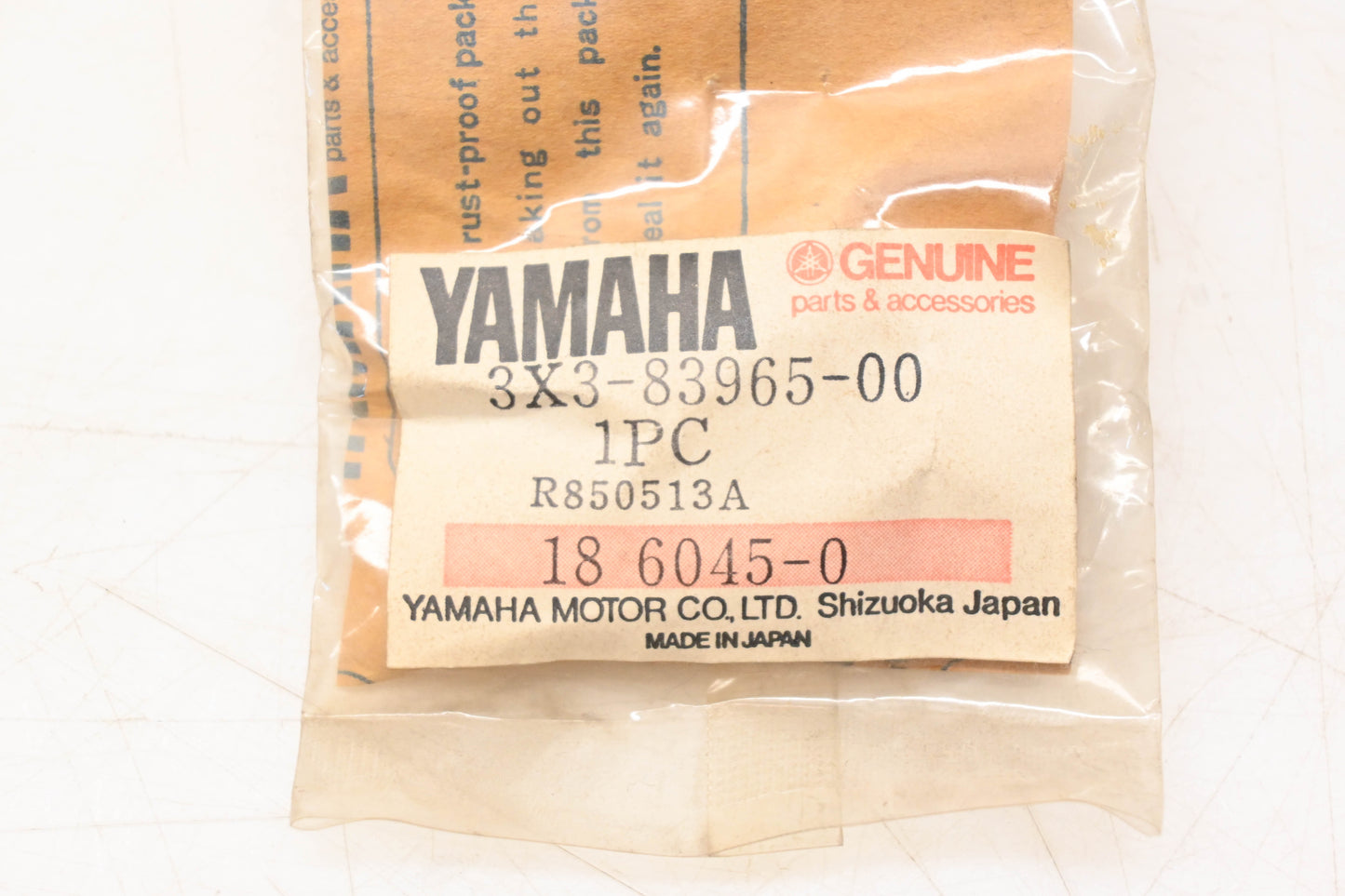 New OEM Yamaha 3X3-83965-00-00 Lever Lock NOS