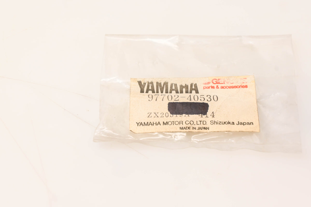 New OEM Yamaha 97702-40530-00 Tapping Screw NOS