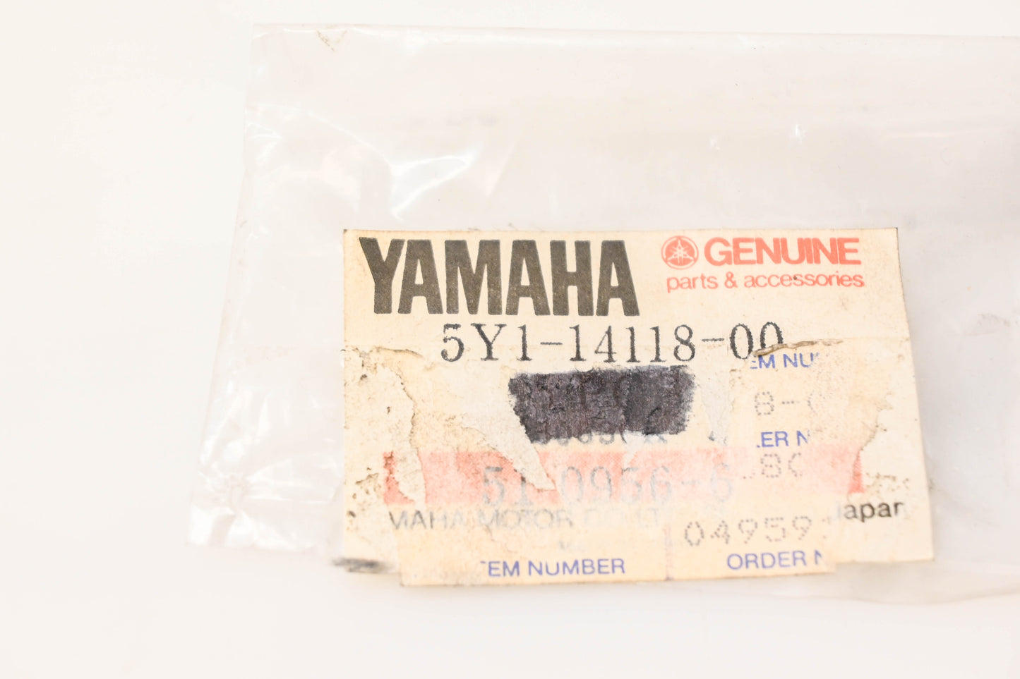 New OEM Yamaha 5Y1-14118-00-00 Carburetor Plug NOS