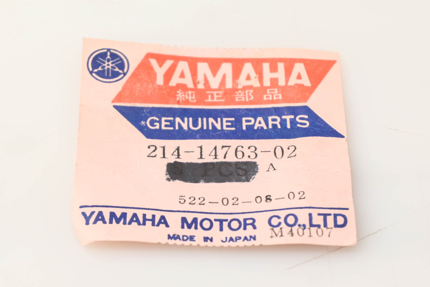 New OEM Yamaha 214-14763-02-00 Grommet NOS