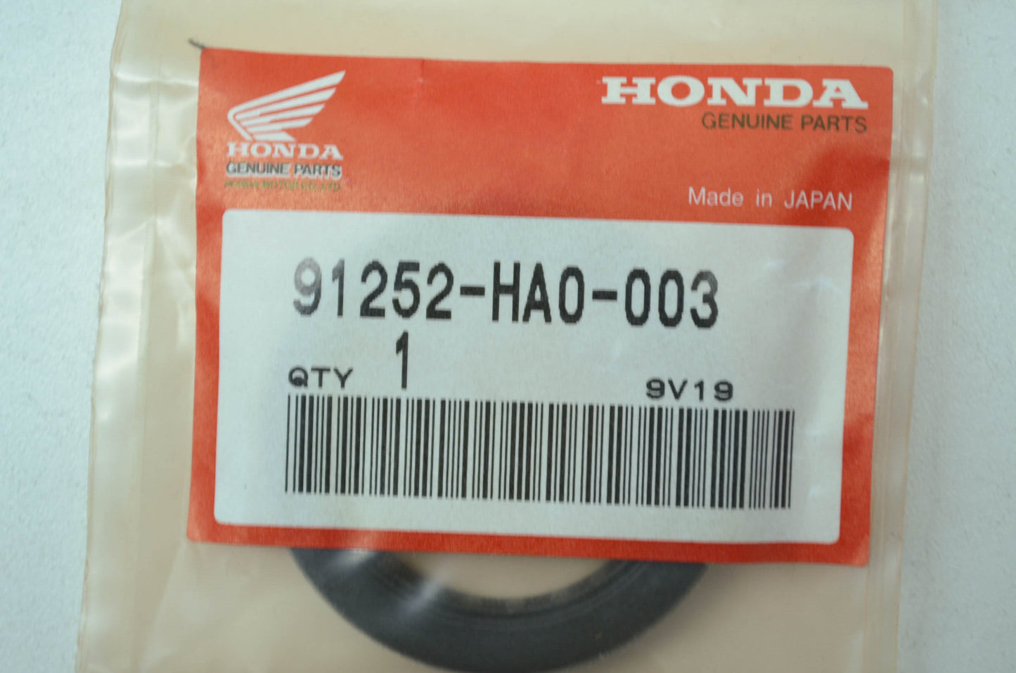OEM Honda 91252-HA0-003 Oil Seal 35X49X6 NOS