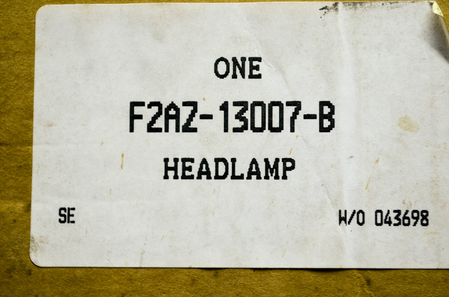 New Ford Headlamp 92-97 Crown Victoria NOS