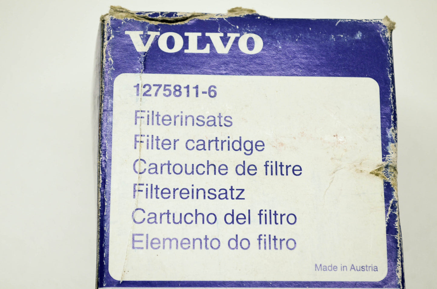 New Volvo Oil Filter S40 V40 S70 V70 C70 S80 NOS