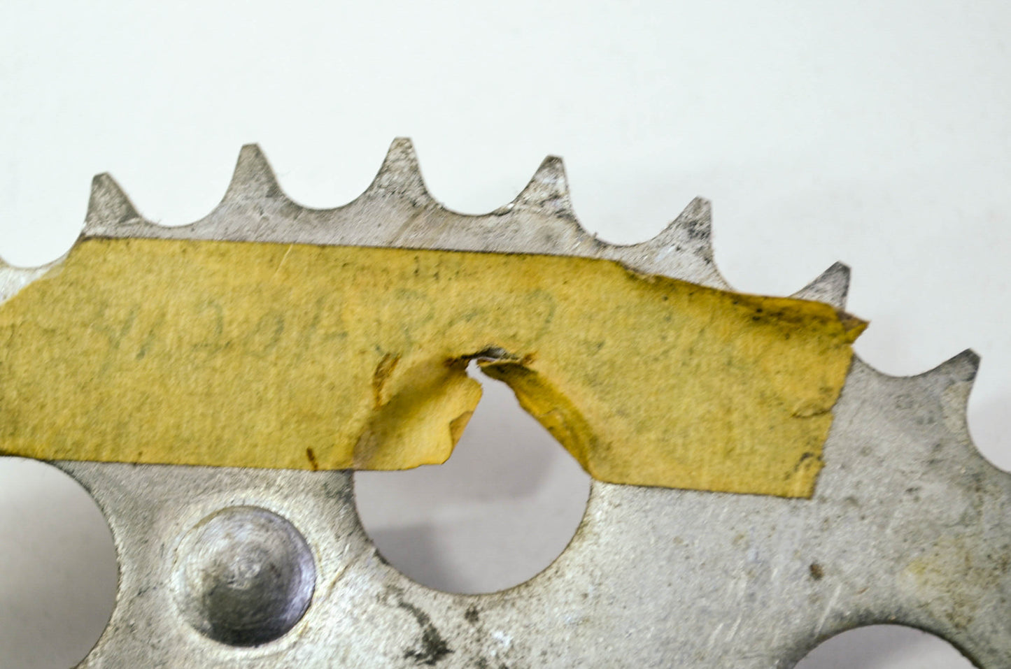 OEM Honda 41201-302-010 Sprocket 39T NOS