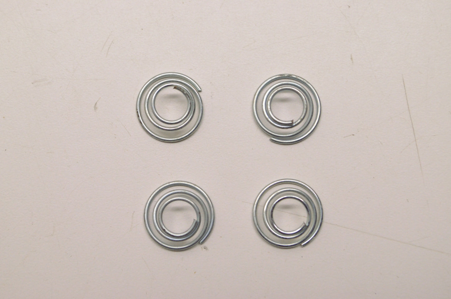 OEM Harley-Davidson 37574-44 Clutch Spring Qty 4 NOS