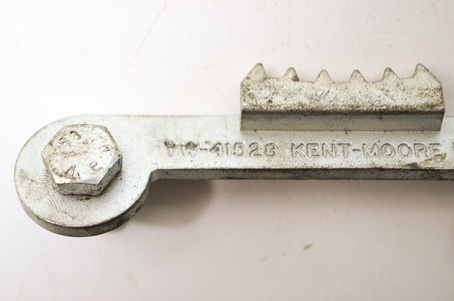 Fly Wheel Holder Tool
