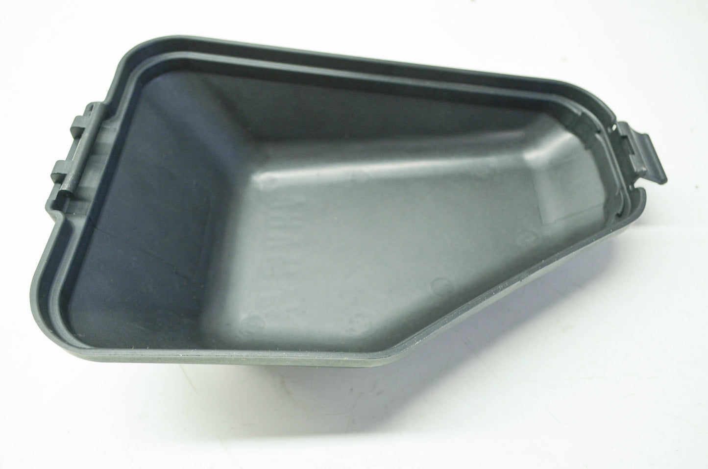 OEM Yamaha 8N8-77382-00-00 Toolbox Lid NOS