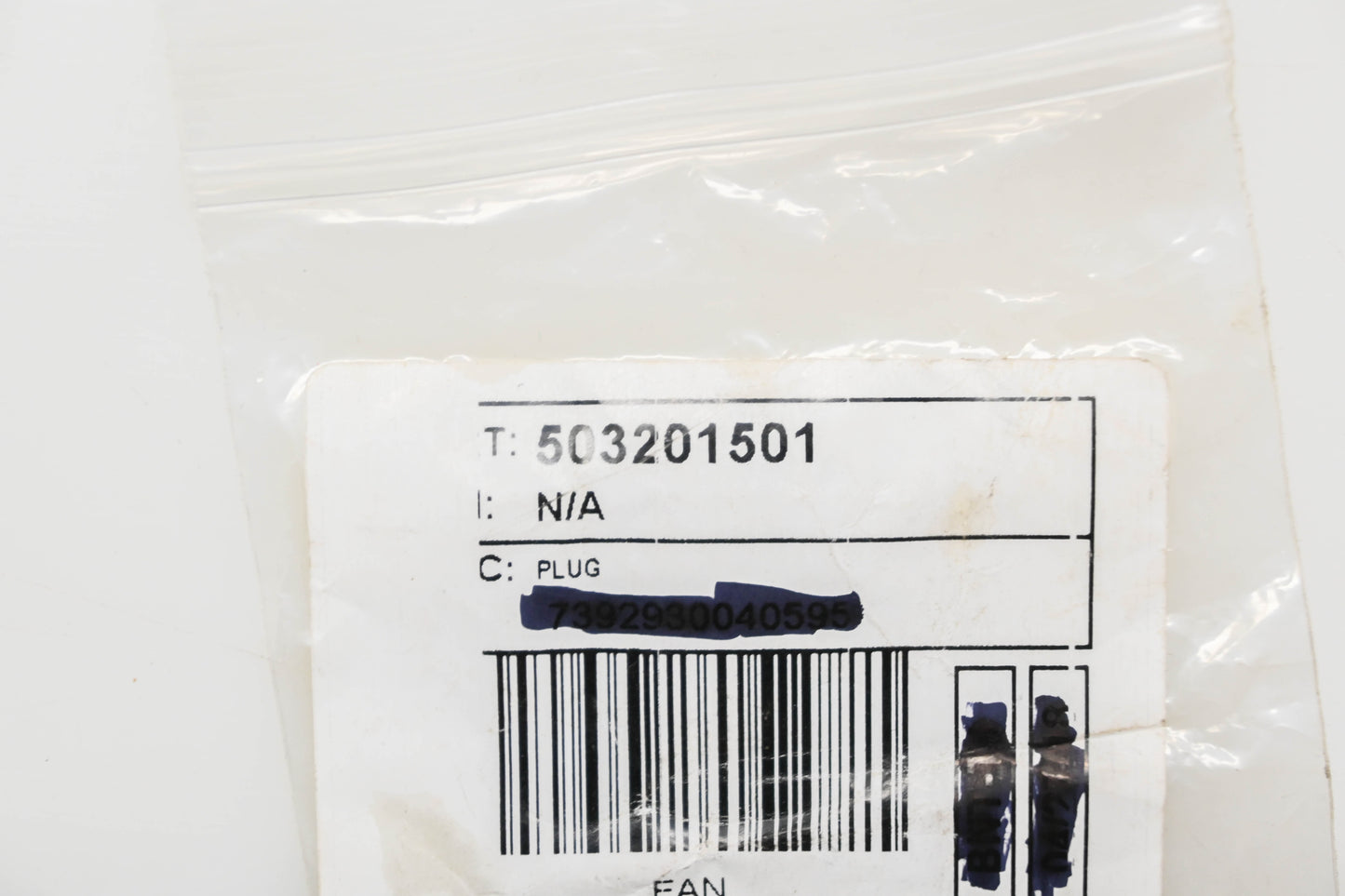 New OEM Husqvarna 503 20 15-01, 503201501 Plug NOS