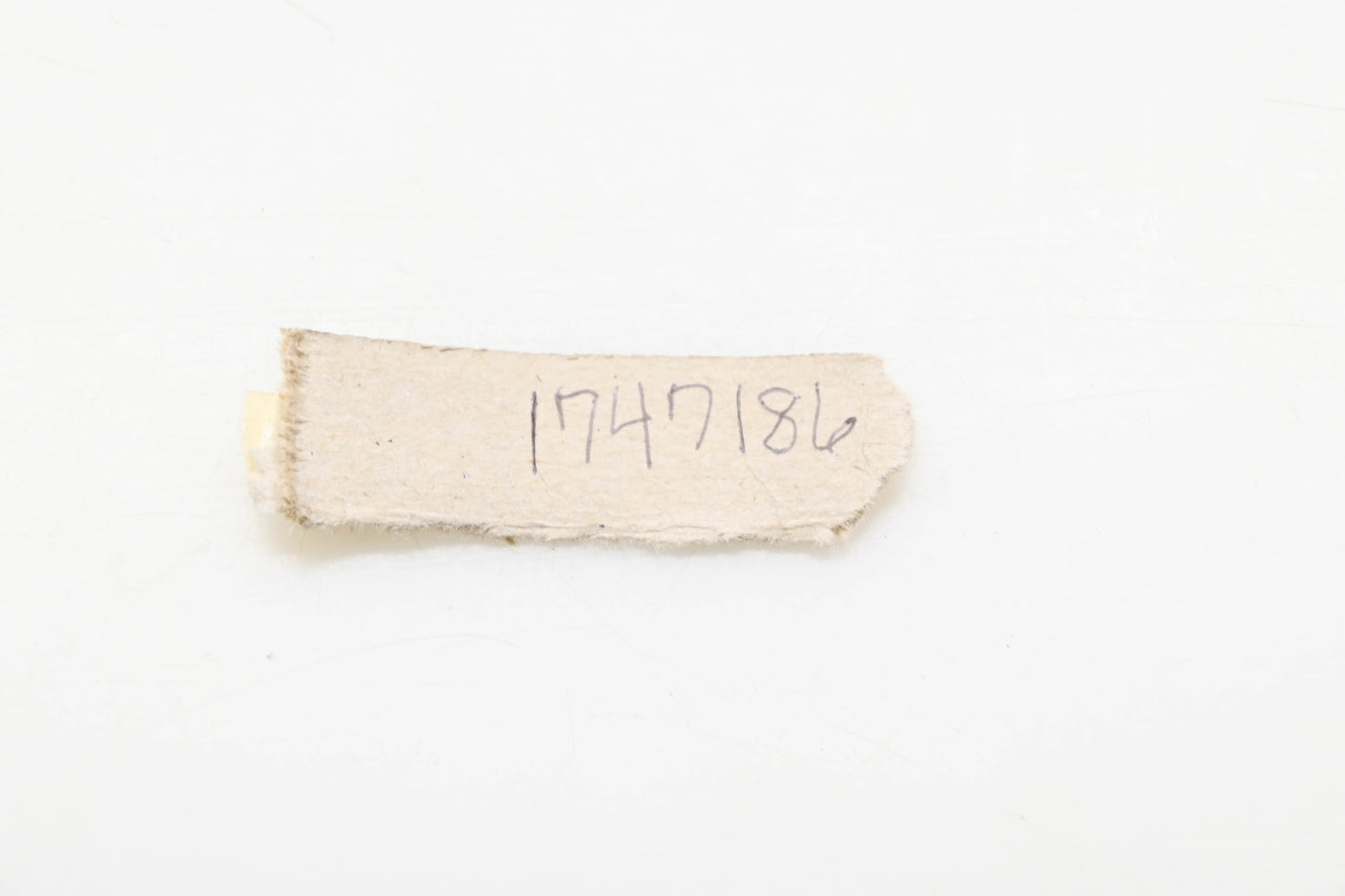 Bolens 1747186 Push Cap NOS