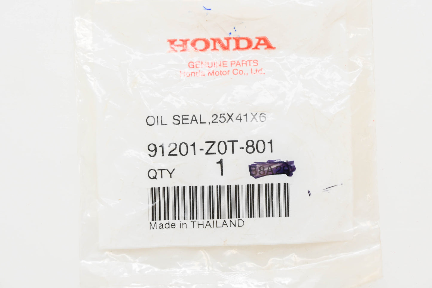 New OEM Honda 91201-Z0T-801 Crankshaft Oil Seal NOS
