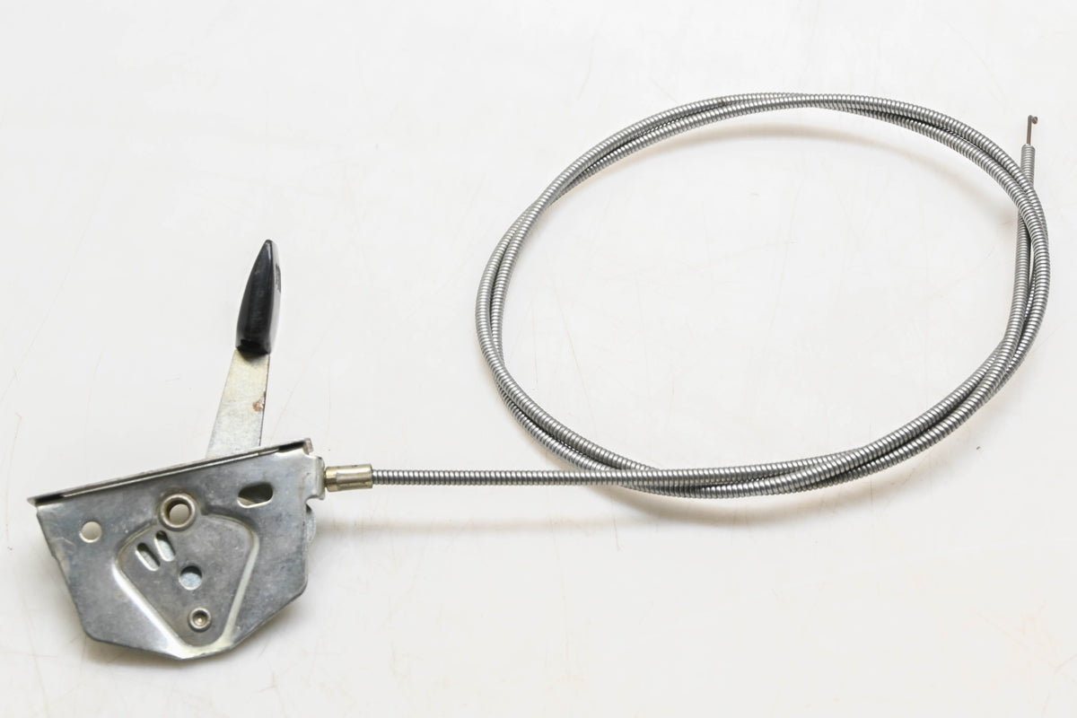 MTD IB026-16 56" Throttle Control