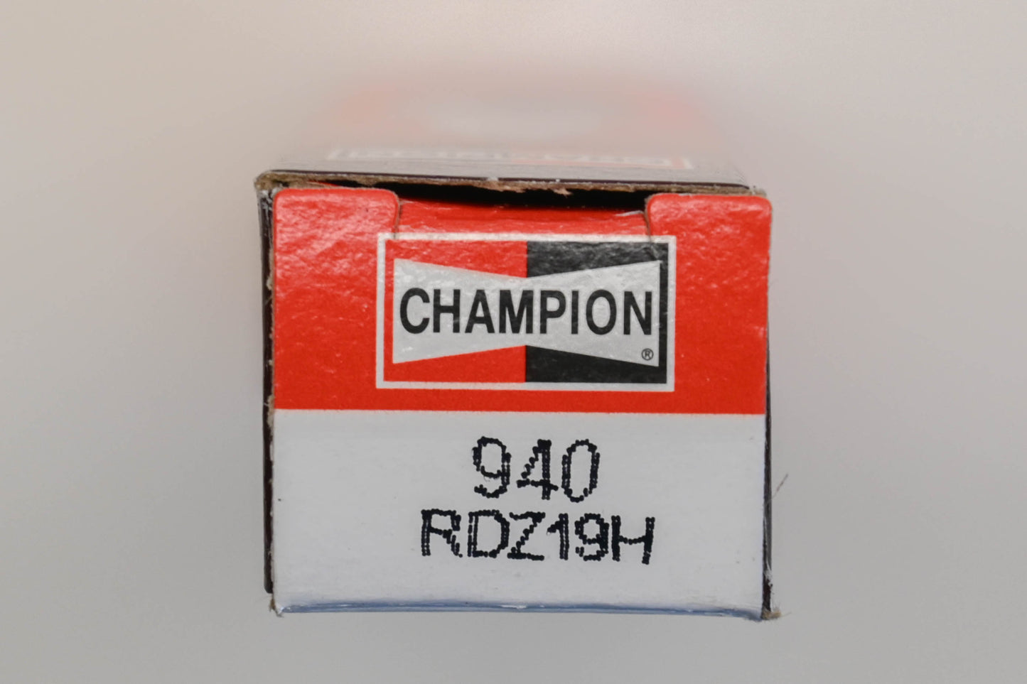 Champion RDZ19H Copper Spark Plugs Qty 2 NOS