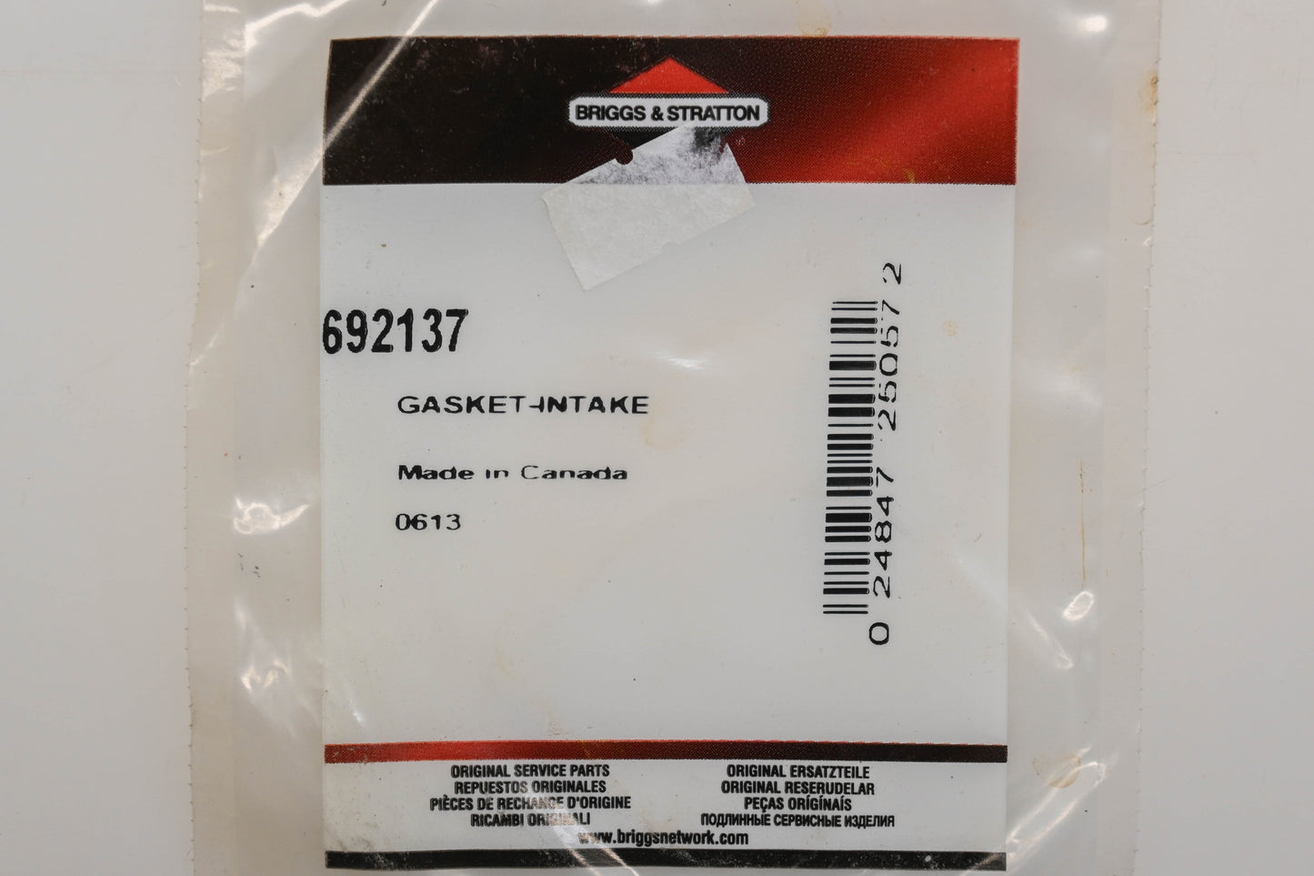 New OEM Briggs & Stratton 692137 Intake Gaskets Qty 2 NOS