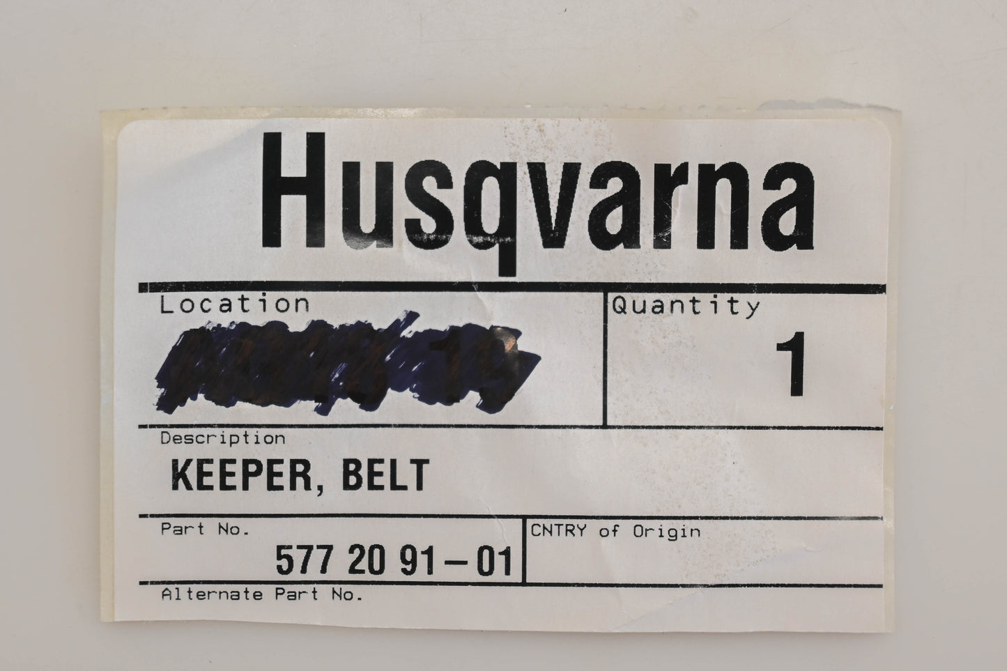 New OEM Husqvarna 577 20 91-01, 577209101 Belt Keeper NOS