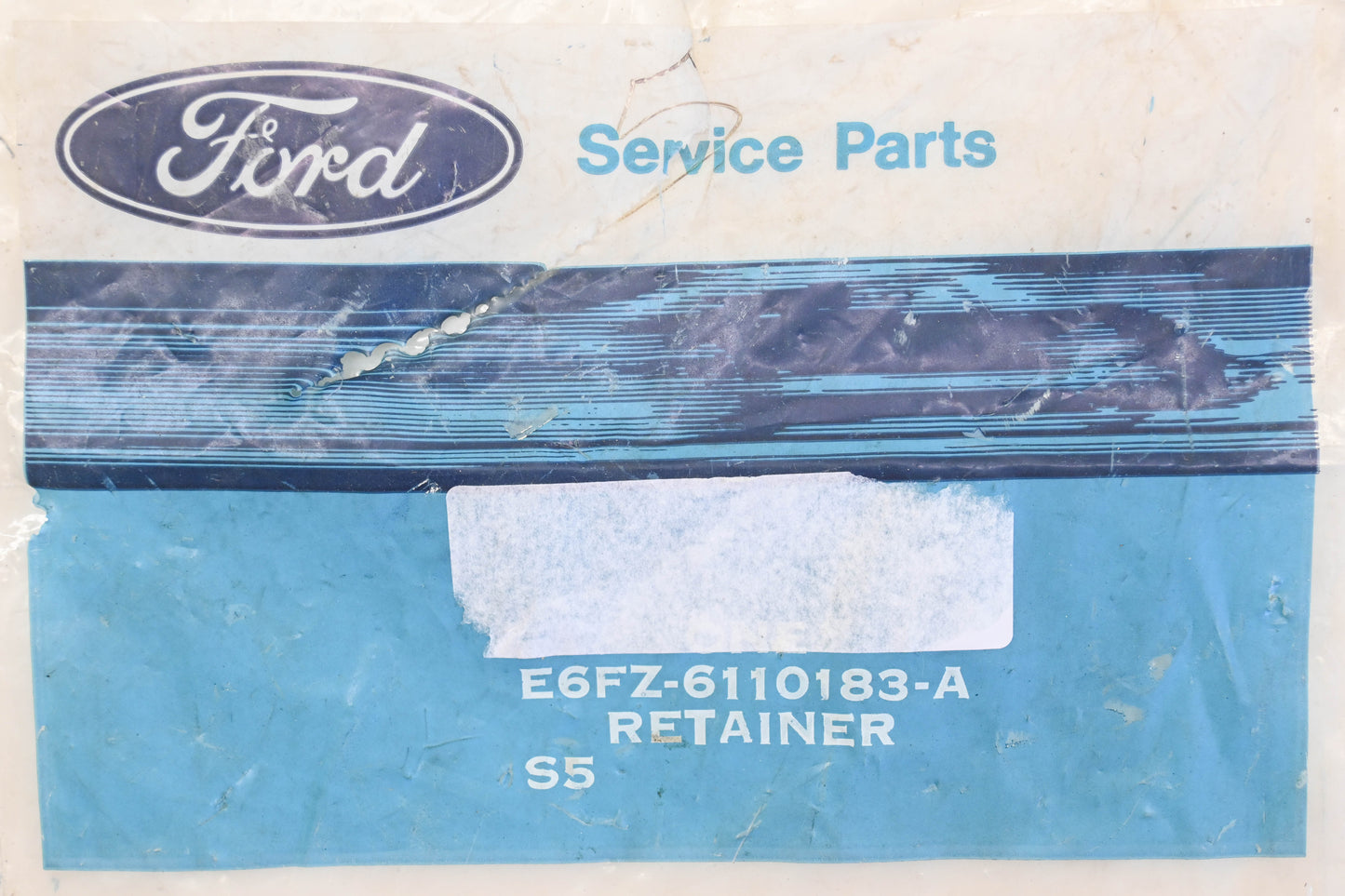New OEM Ford E6FZ-6110183-A Rear Exterior Moulding Retainer Kit NOS