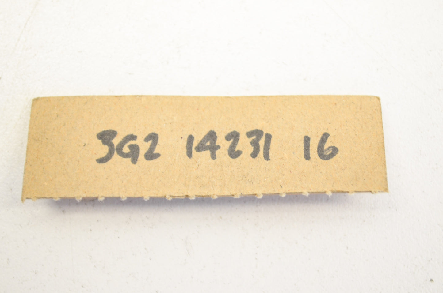 OEM Yamaha 3G2-14231-16-00 Main Jet #80