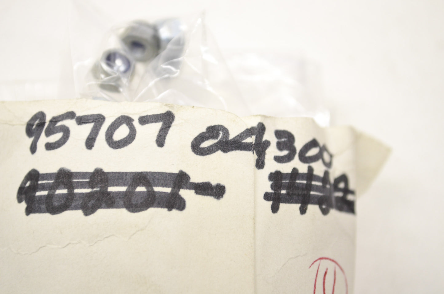 OEM Yamaha 95707-04300-00 Flange Nut (8AC) Qty 5 NOS