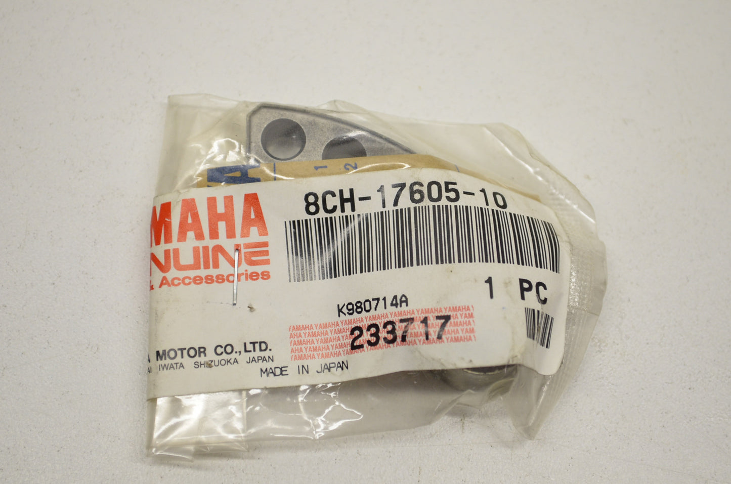 OEM Yamaha 8CH-17605-10-00 Weight NOS