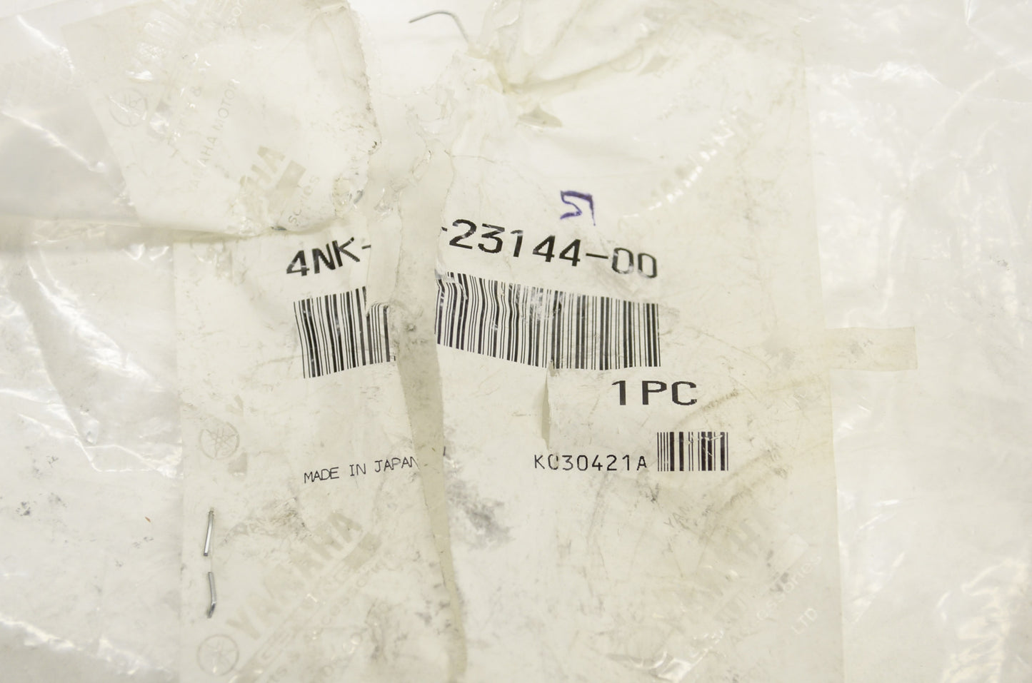 New OEM Yamaha 4NK-23144-00-00 Dust Seal NOS