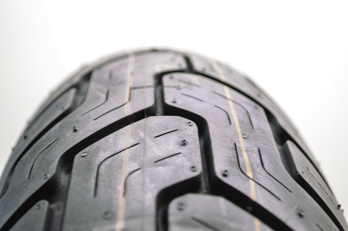 Dunlop 310511 D404 Rear Tire 140/90-15M NOS