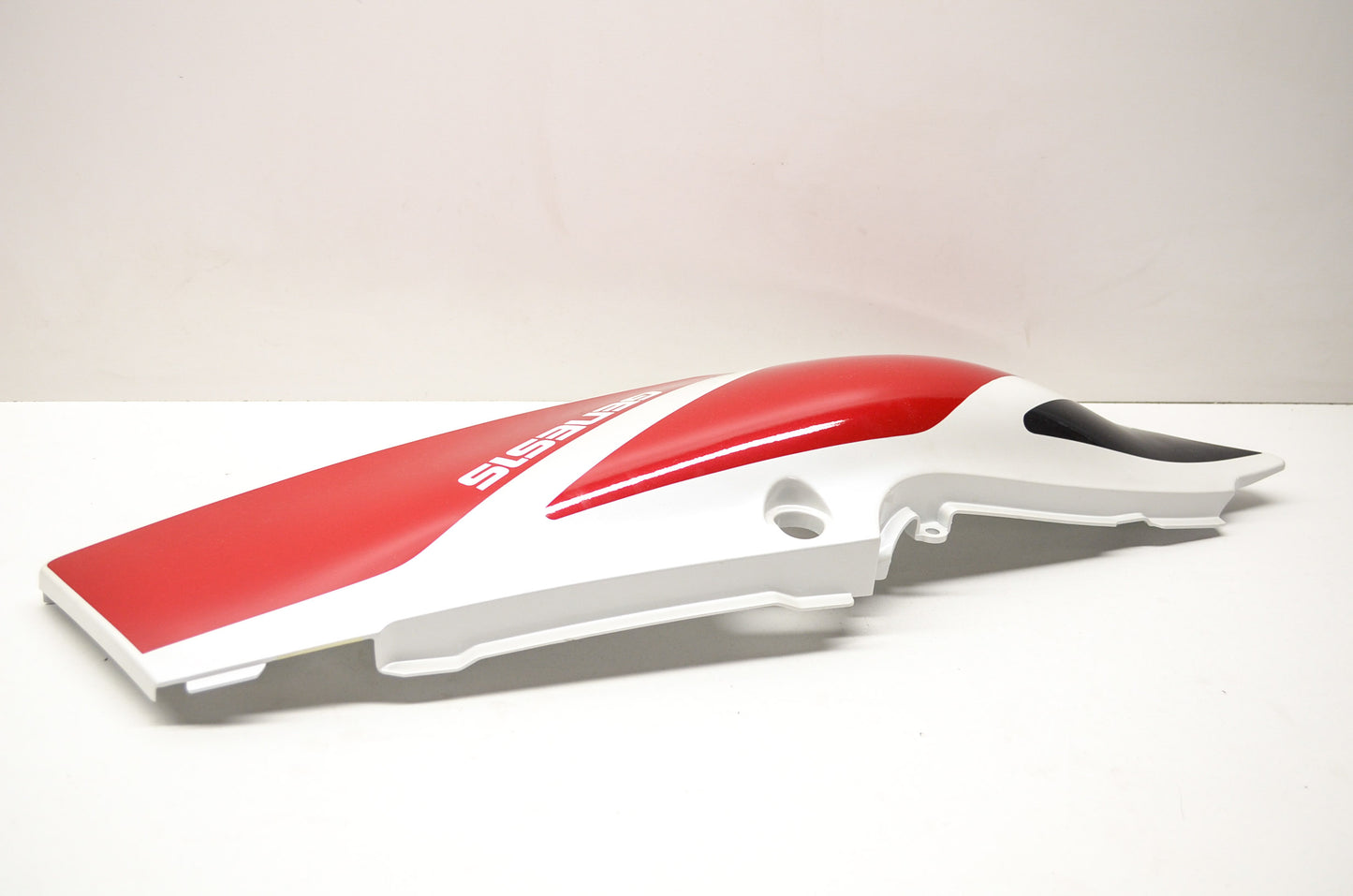 OEM Yamaha 3HE-Y2171-G0-GE Side Cover 1 NOS