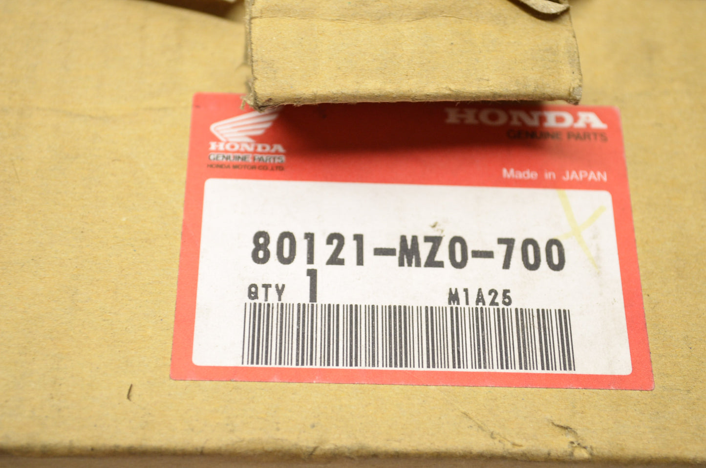 OEM Honda 80121-MZ0-700 License Light Cover NOS