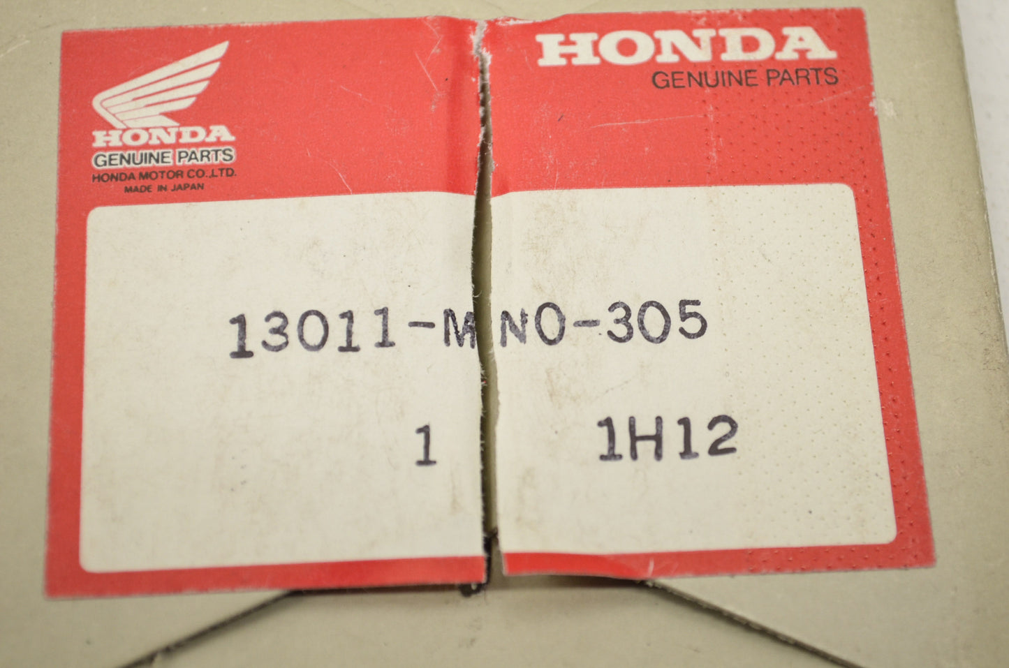 OEM Honda 13011-MN0-305 Ring Set (STD) NOS