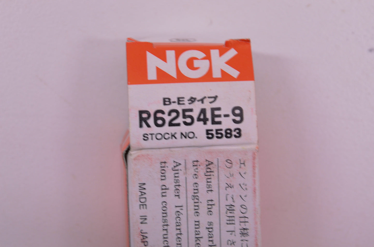 NGK R6254E-9 Spark Plug Qty 2 NOS
