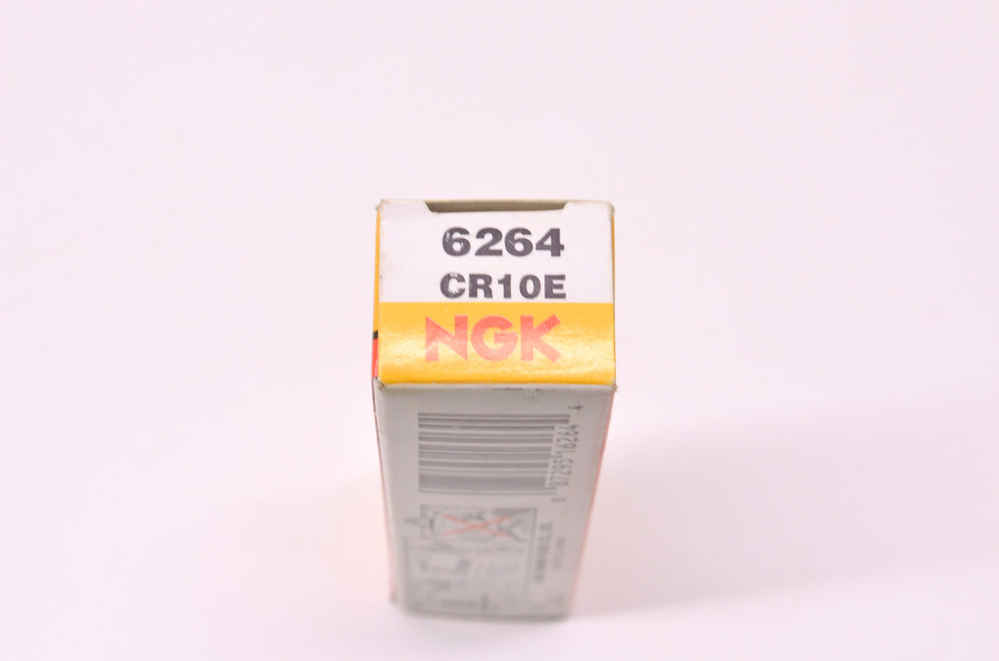 NGK 6264, CR10E Spark Plug NOS