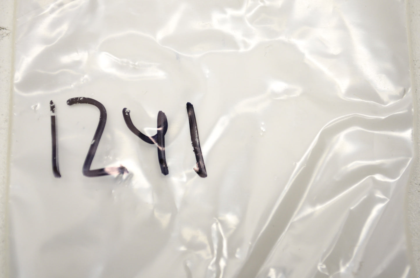 OEM Harley-Davidson 1241 Machine Fillister Screw Qty 5 NOS