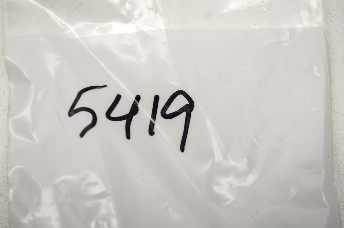 OEM Harley-Davidson 5419 Round Head Carriage Bolt Qty 2 NOS