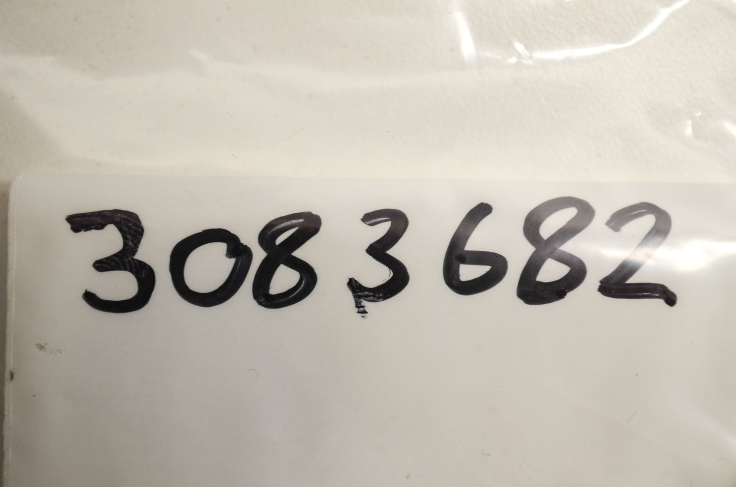 New OEM Polaris 3083682 Clips QTY 4 Lite Star Trail Sprint NOS