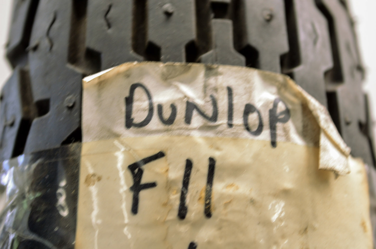 New Dunlop Gold Seal Front Tire 110/90-18