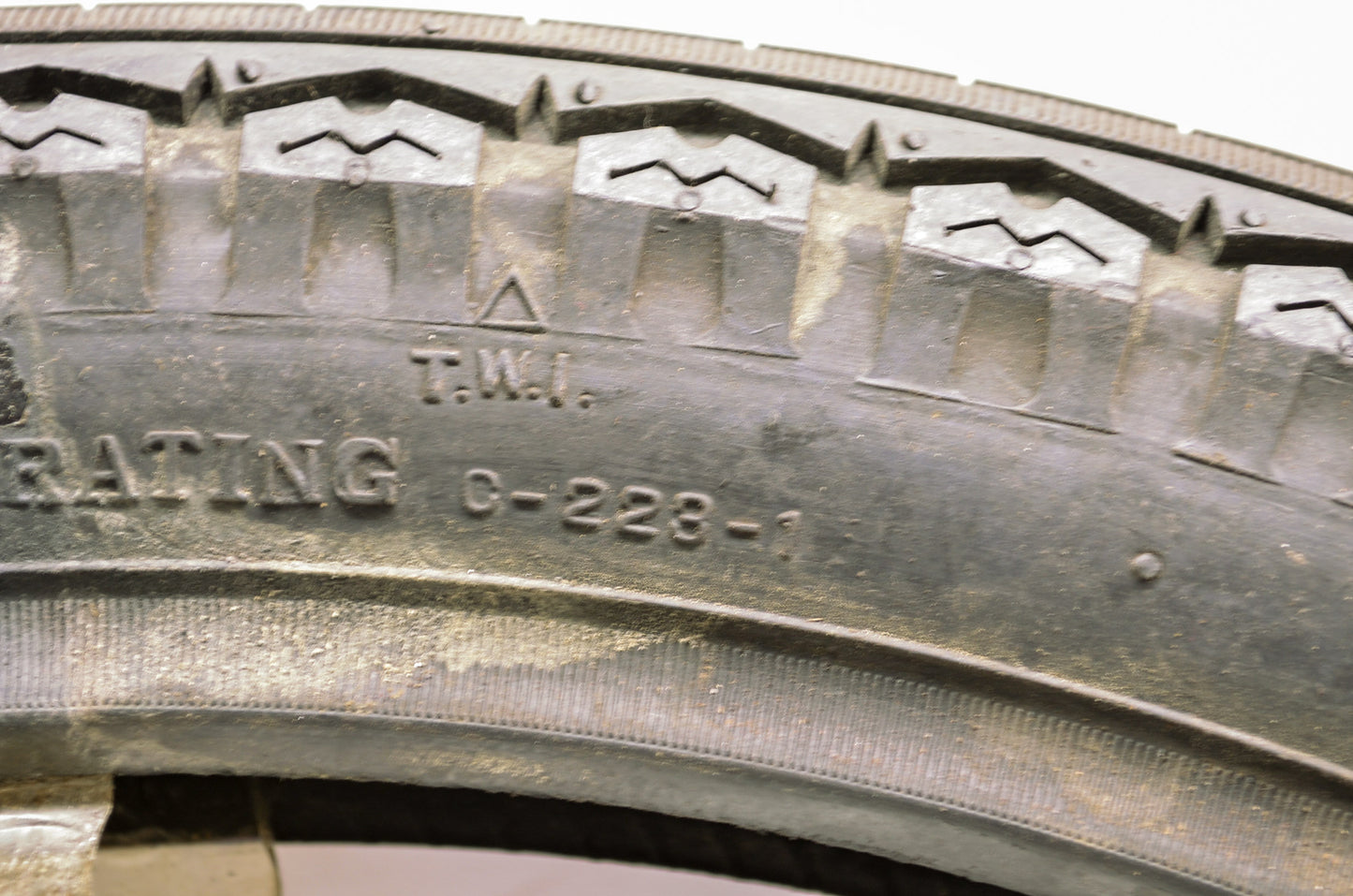 New Cheng Shin Front Tire 2.50-18