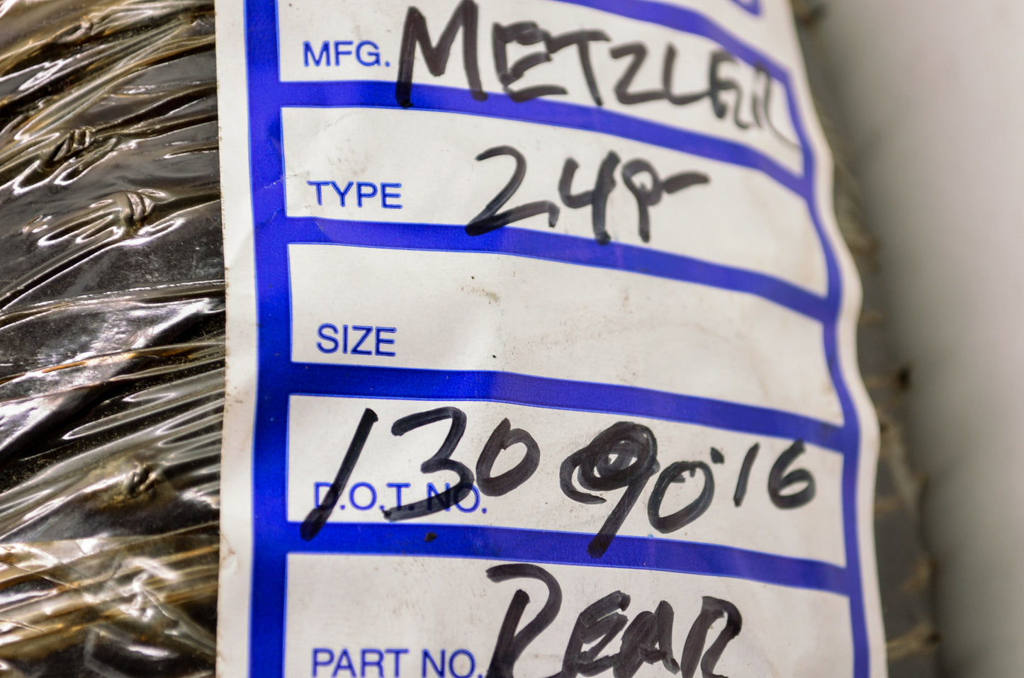 ME880 Marathon Rear Tire 130/90-16 NOS
