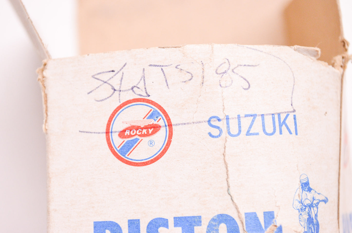 New Rocky Piston Kit Suzuki TS185 Standard NOS