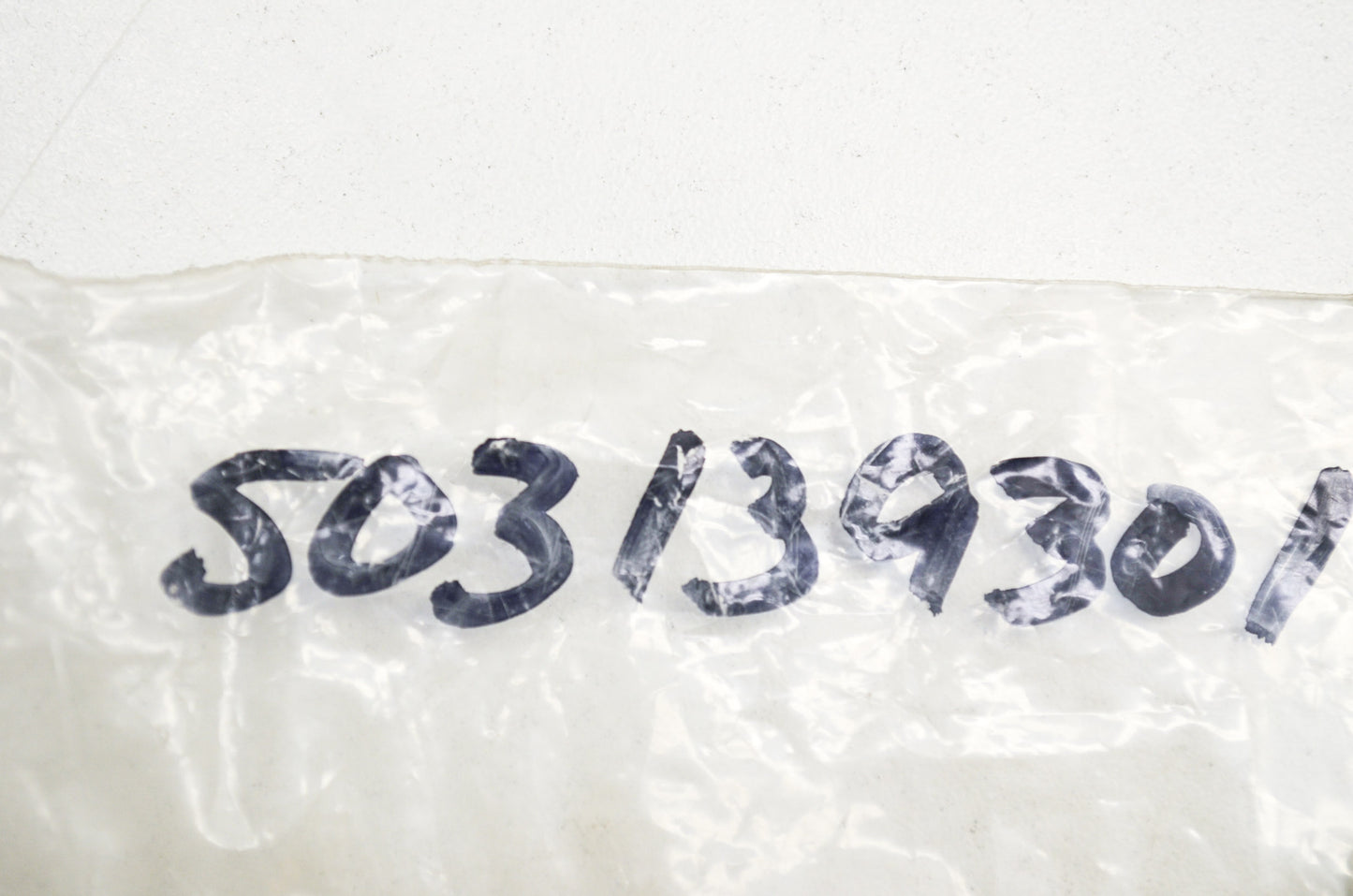 New OEM Husqvarna Valve 3120 NOS