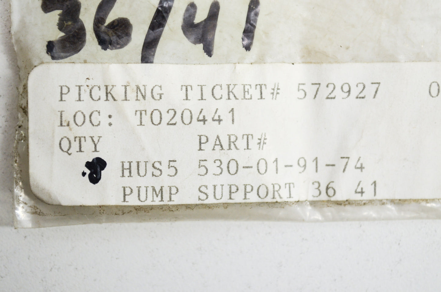 New OEM Husqvarna Pump Support Red 36 41 NOS