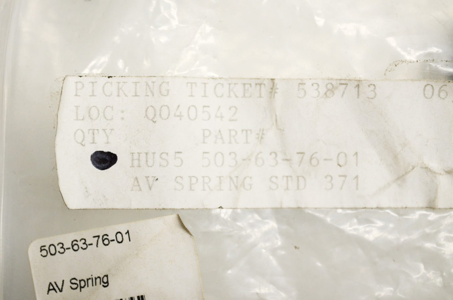 OEM Husqvarna 503637601, 503-63-76-01 Anti Vibration Spring STD 371 362 372 NOS