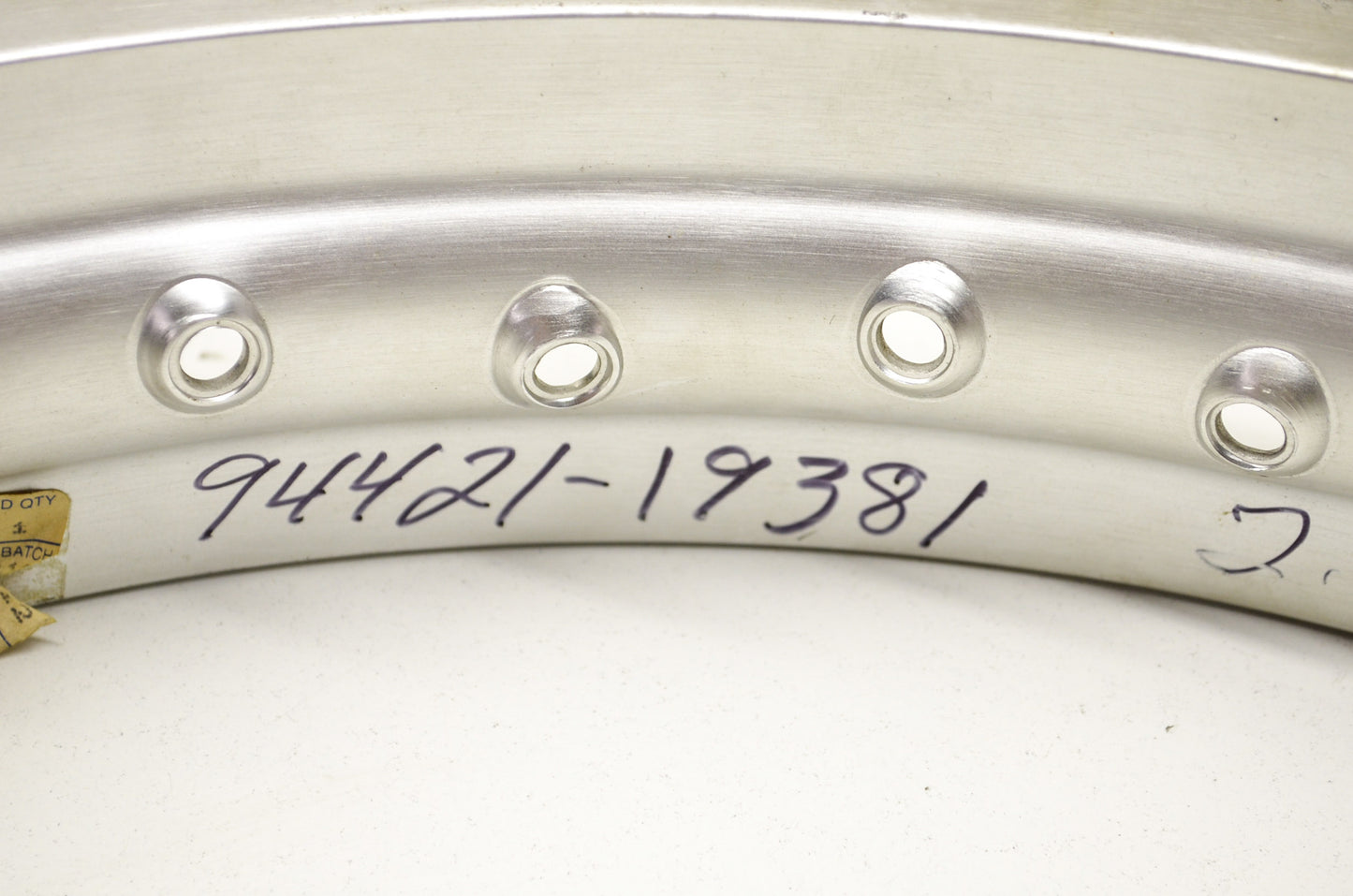 OEM Yamaha 94421-19381-00 Rim 2.15X19 NOS