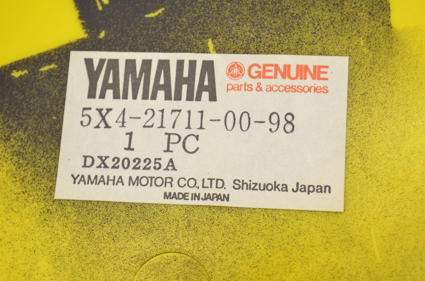 OEM Yamaha 5X4-21711-00-98 Side Cover 1 NOS