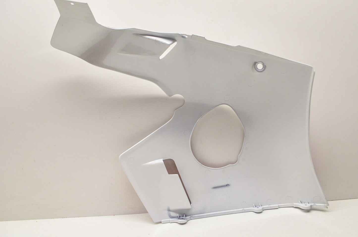 OEM Yamaha 2AX-W283F-00-GE Front Lower Body 2 NOS