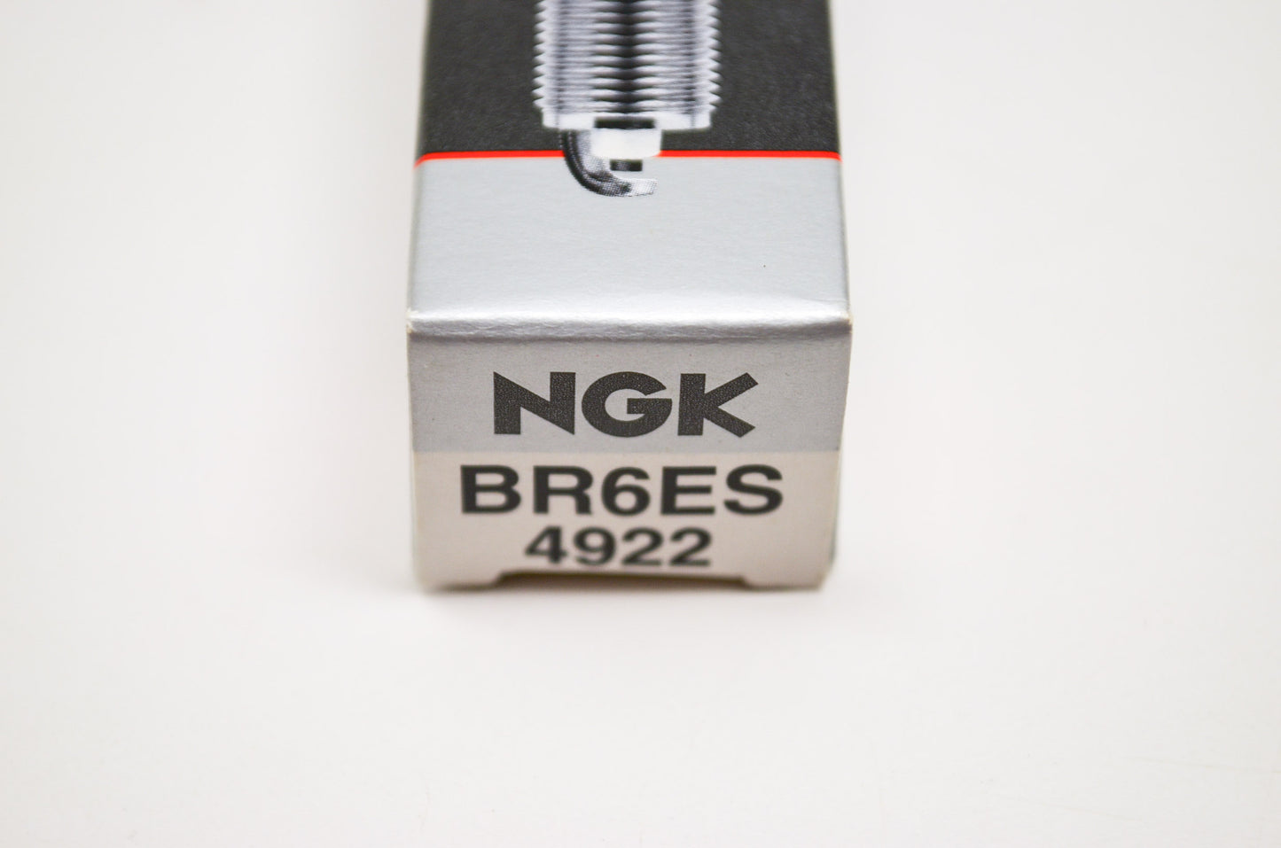 NGK BR6ES, 4922 Spark Plug QTY 2 NOS