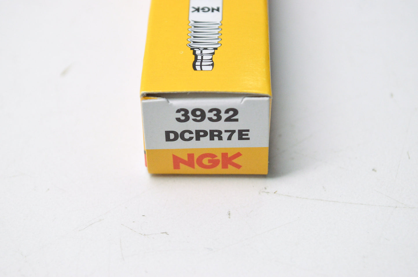 NGK DCPR7E, 3932 Spark Plug Qty 2 NOS
