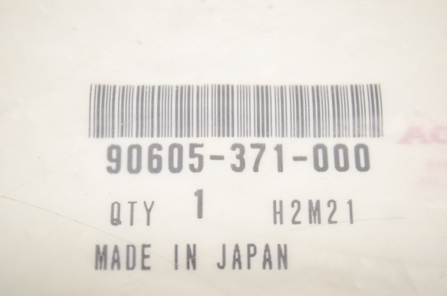 OEM Honda 90605-371-000 Circlip (33mm) NOS