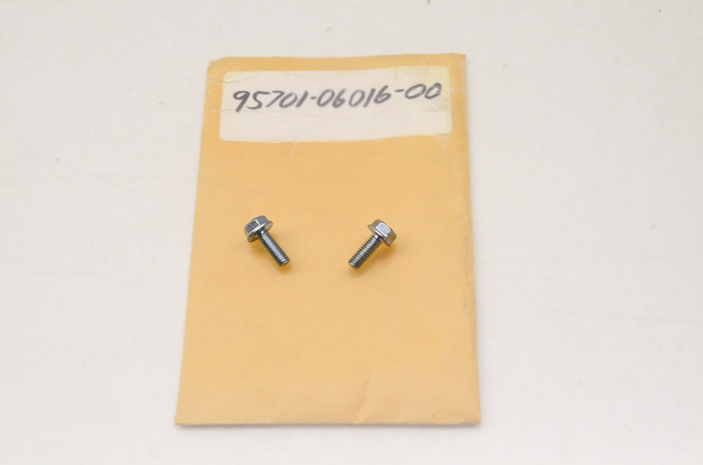 OEM Honda 95701-06016-00 Flange Bolt (6X16) Qty 2 NOS