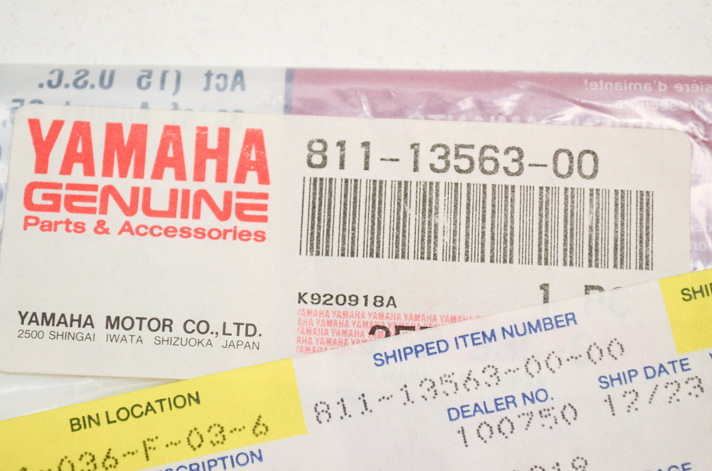 OEM Yamaha 811-13563-00-00 Gasket NOS