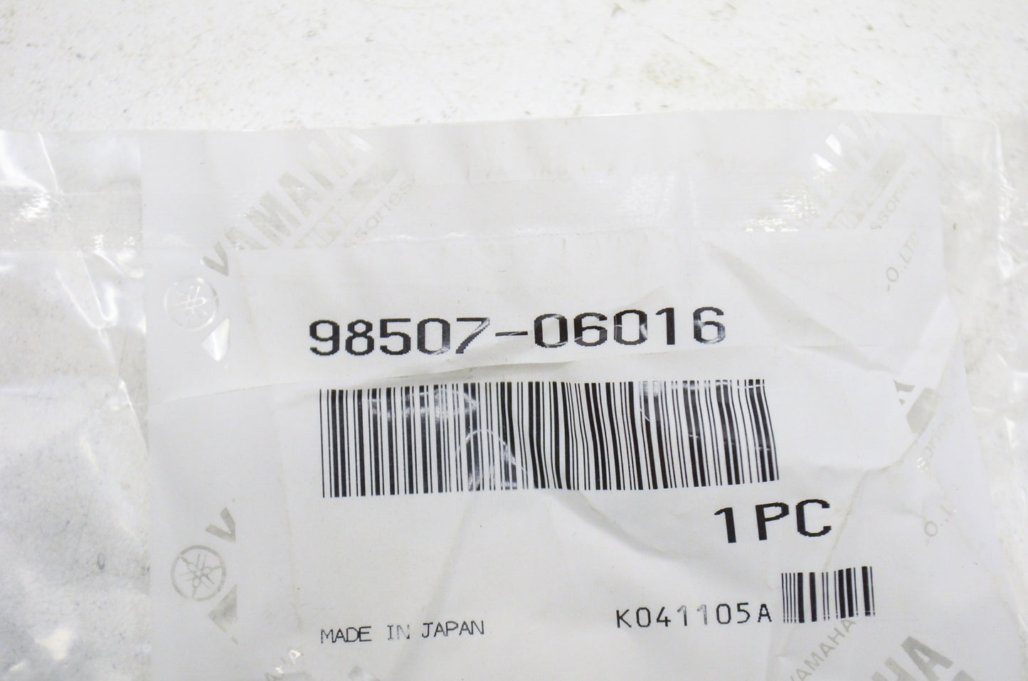 OEM Yamaha 98507-06016-00 Pan Head Screw Qty 2 NOS