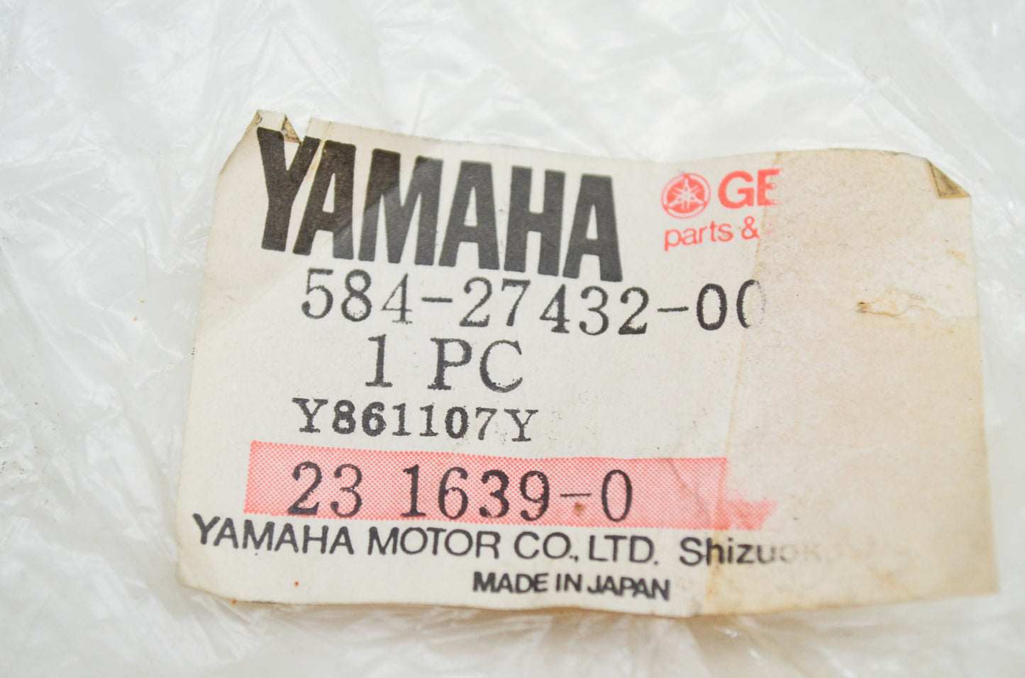 OEM Yamaha 584-27432-00-00 Bracket 1 NOS